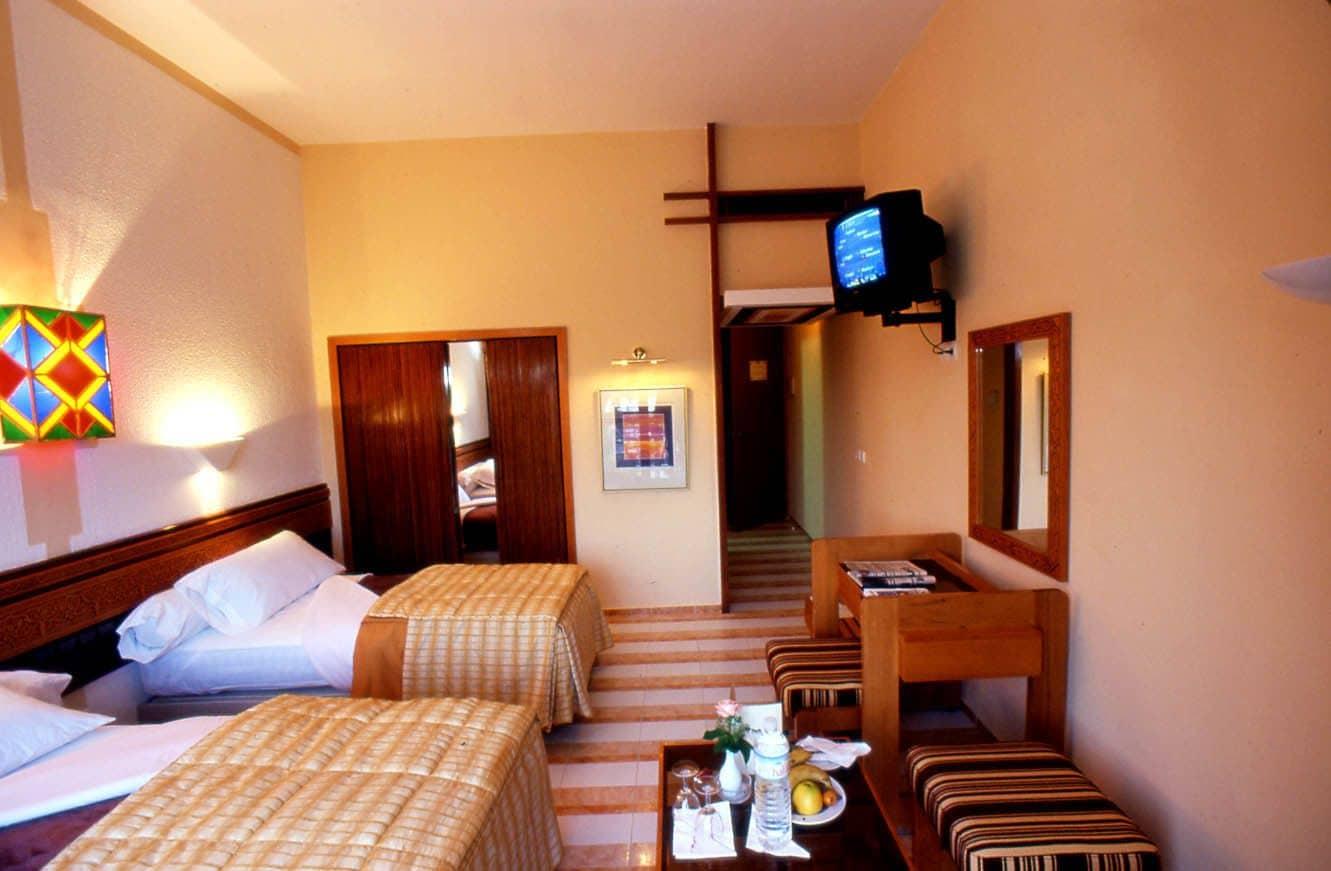 Hotel Sidi Harazem Esterno foto