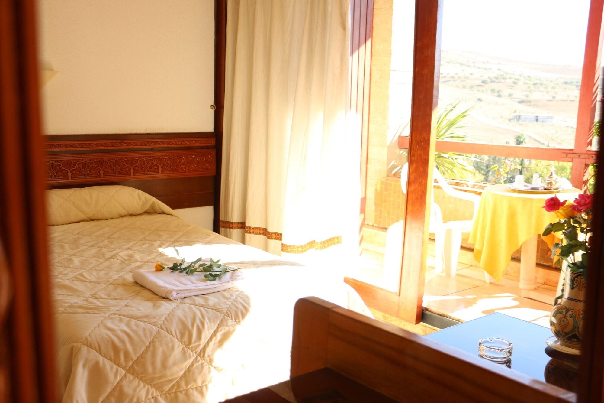 Hotel Sidi Harazem Esterno foto