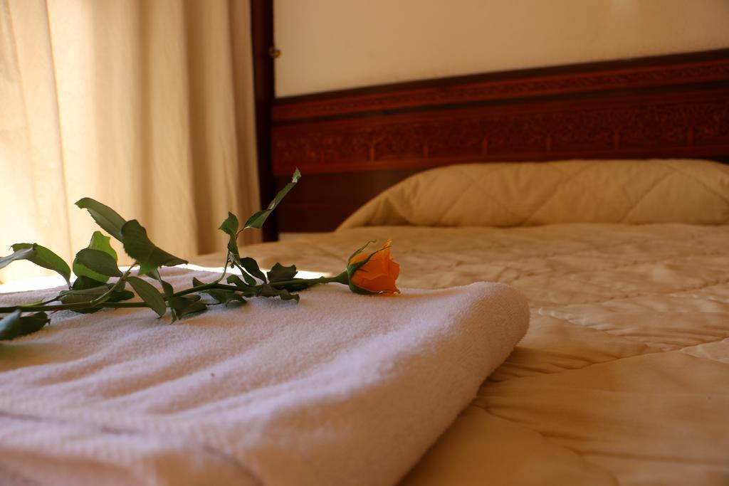 Hotel Sidi Harazem Esterno foto