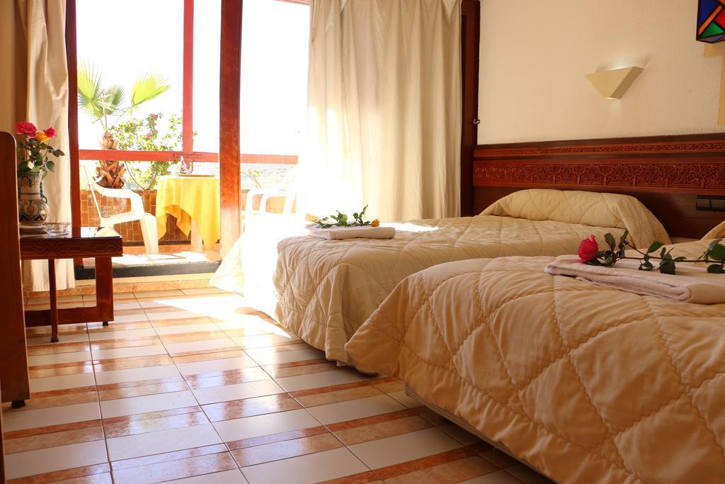 Hotel Sidi Harazem Esterno foto