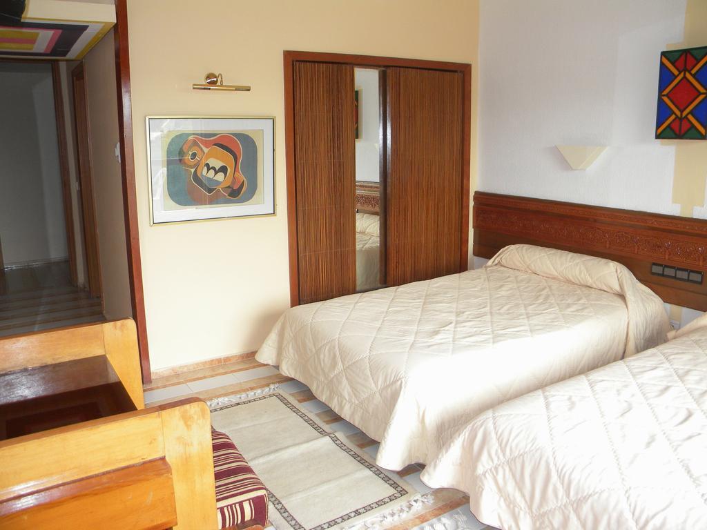 Hotel Sidi Harazem Esterno foto