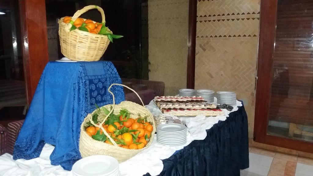 Hotel Sidi Harazem Esterno foto