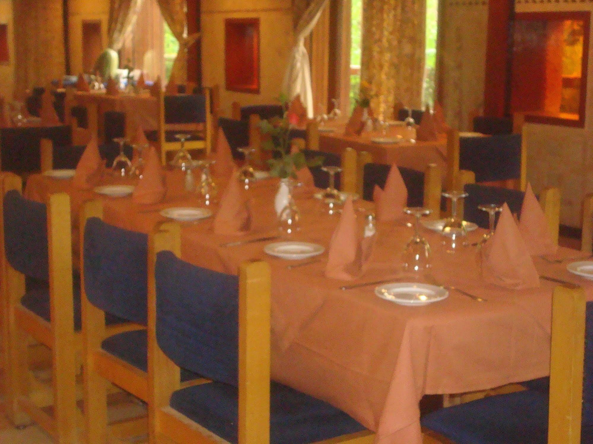 Hotel Sidi Harazem Esterno foto